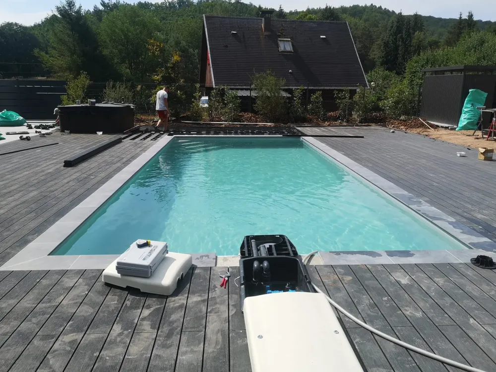 dépannage rapide piscine avec aqua pool techwebp