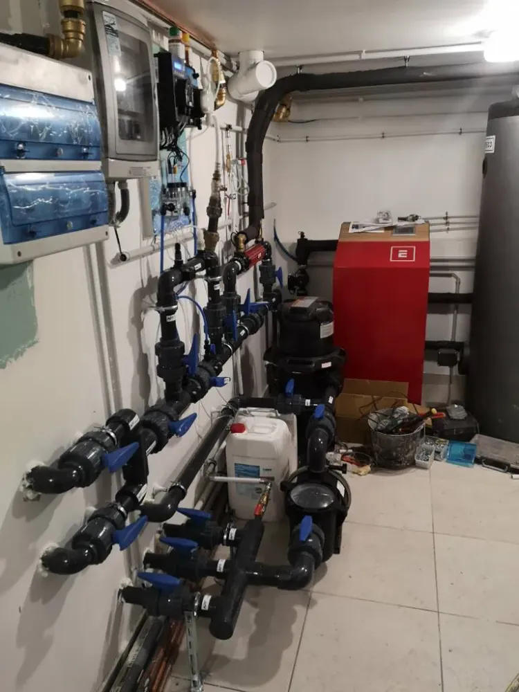 aqua pool tech pisciniste à Eguelshardtwebp